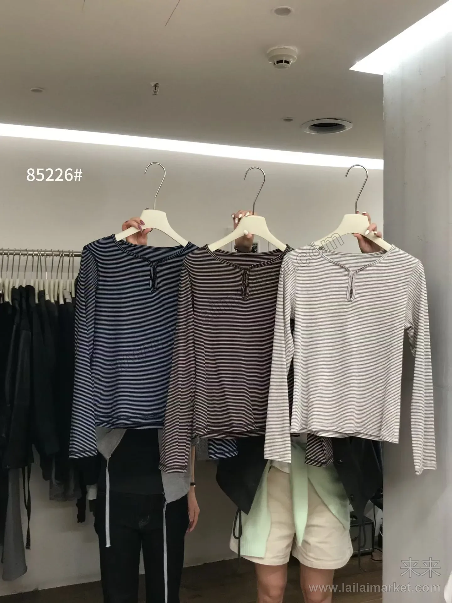 85226#