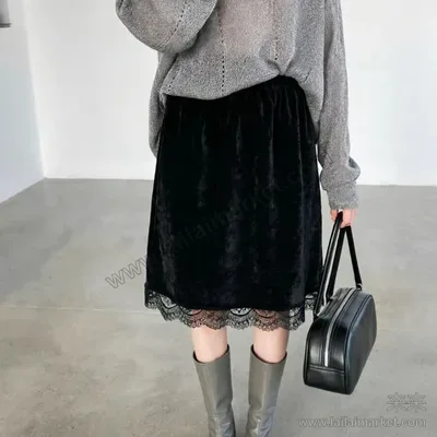 8898#