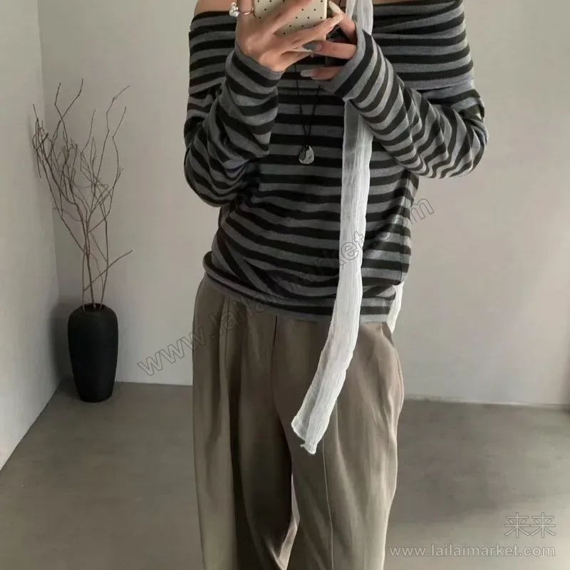 7048#