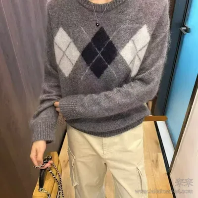 8846#