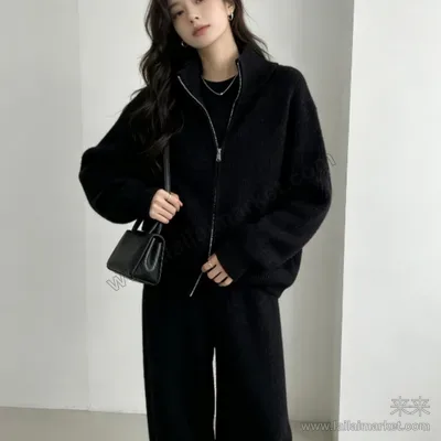 930#