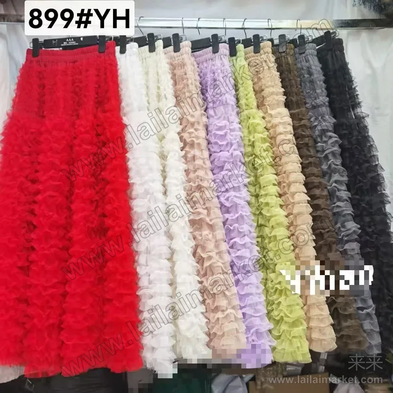 899