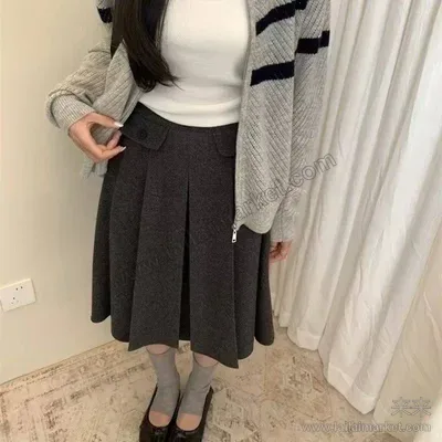学院风高腰压褶中长款百褶