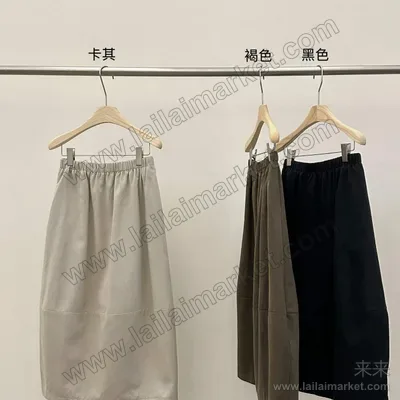 简约百搭松紧腰半裙