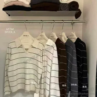 6576