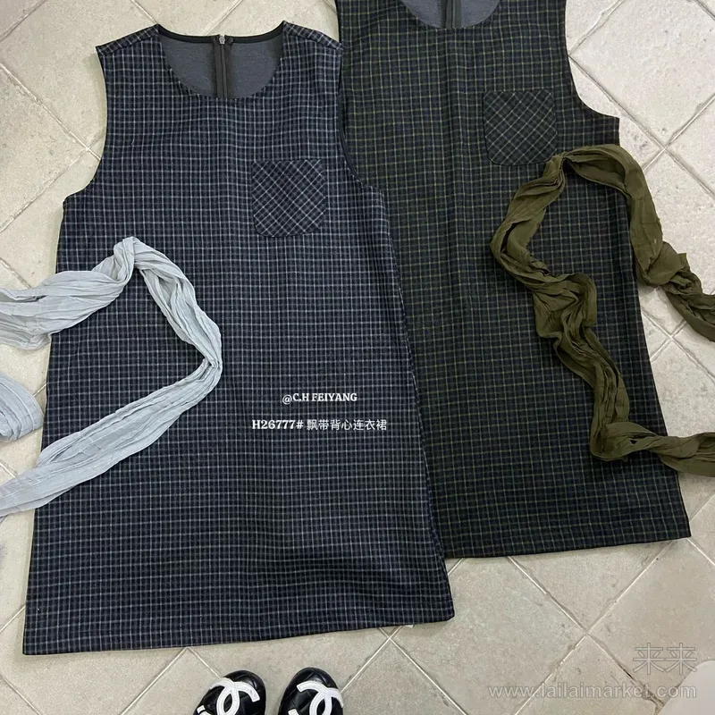 飘带格子背心连衣裙
