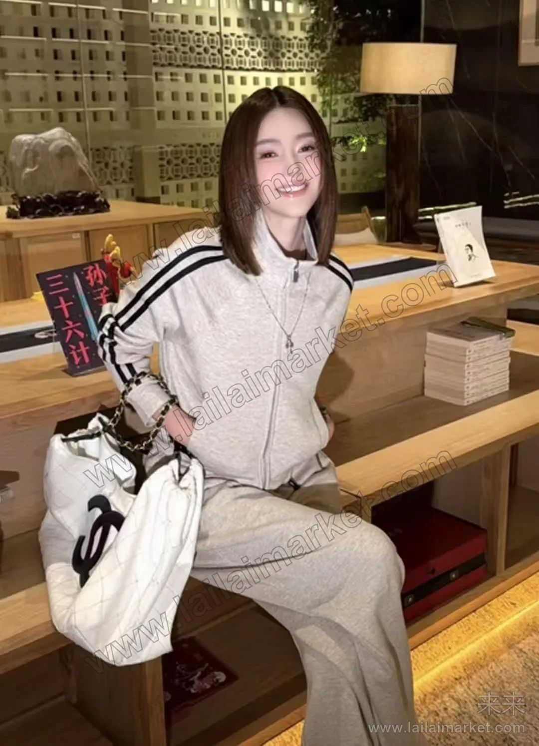 8506