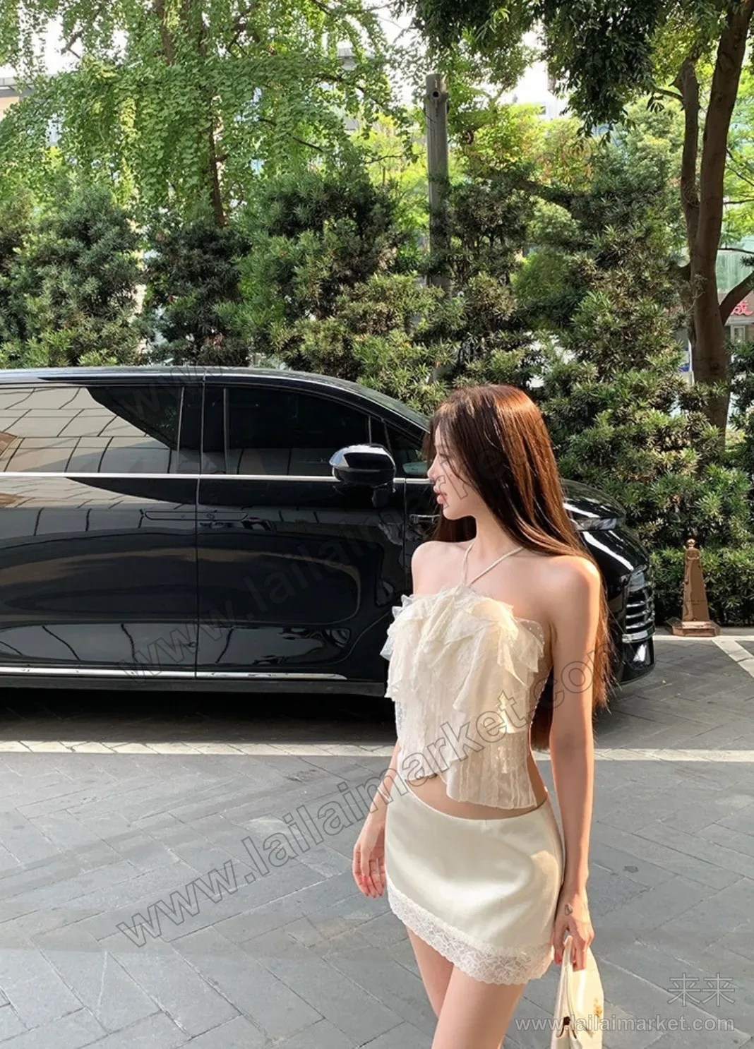E11099#