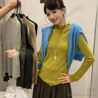 波点打底衫
