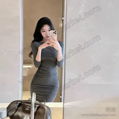 修身七分袖连衣裙女收腰显瘦包臀裙显身材短裙子