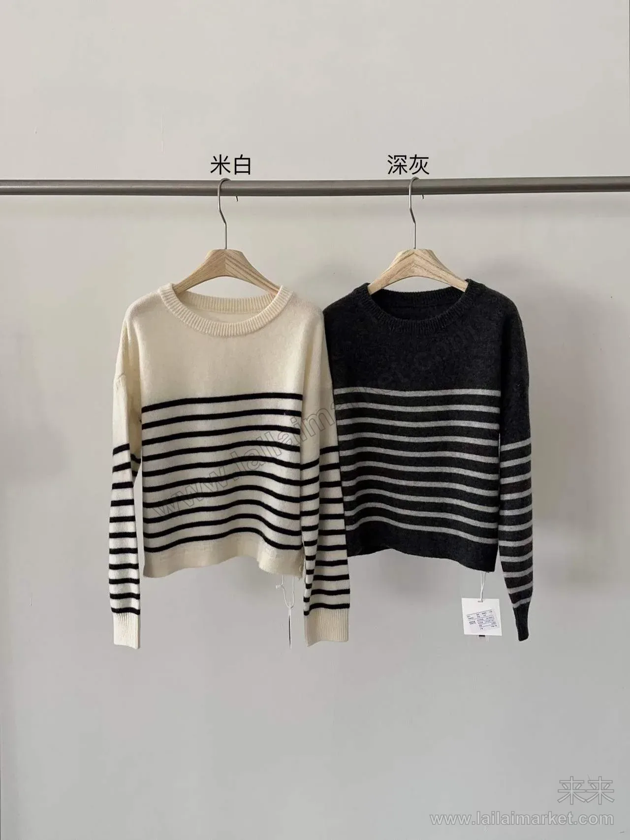 100全羊毛拼色条纹圆领毛衣
